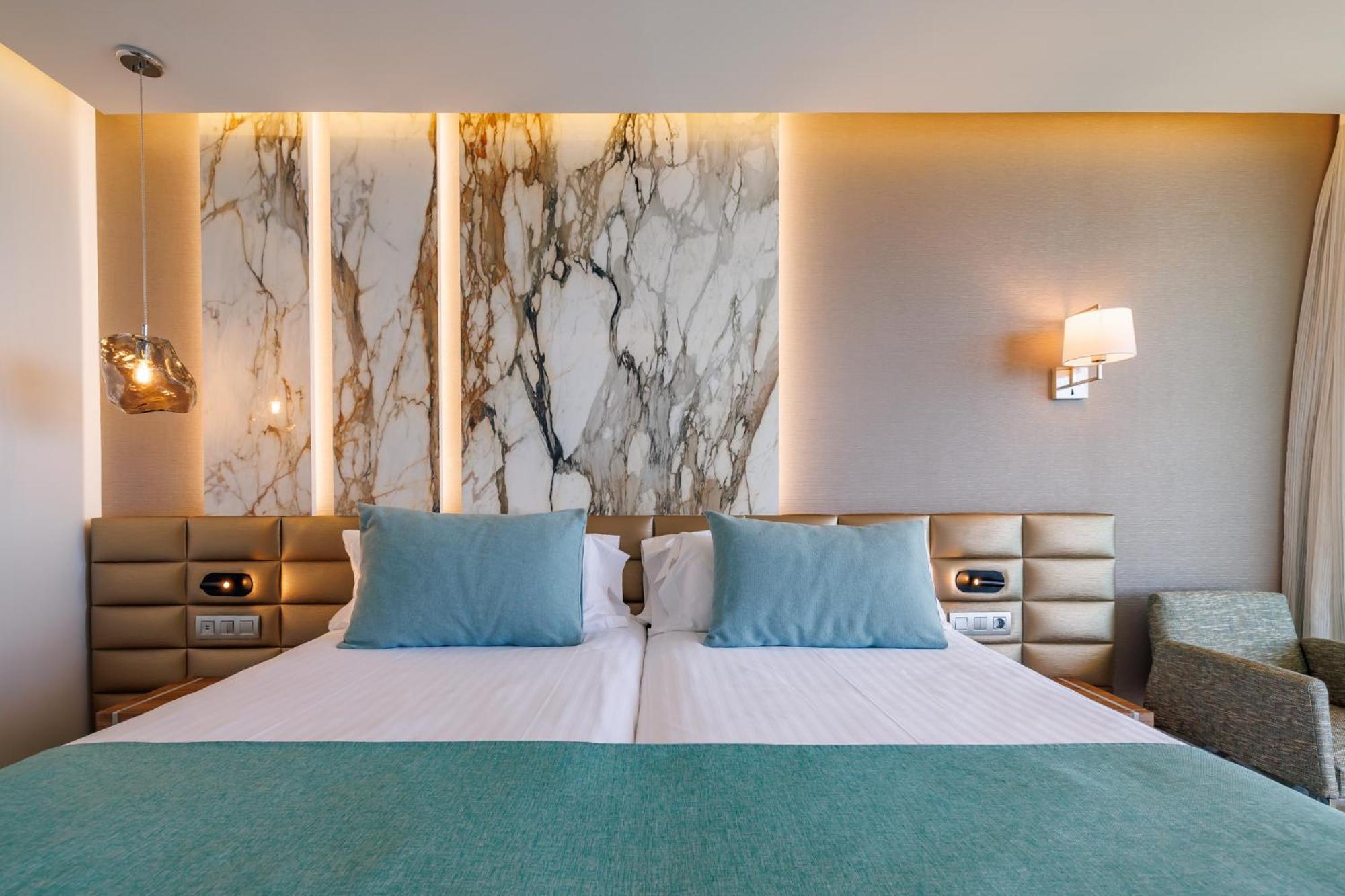 Hotel Torre Del Mar - Ibiza Platja d'en Bossa Eksteriør bilde